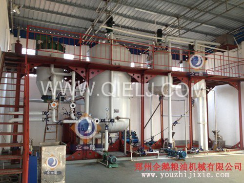 胡麻油好嗎? 生產(chǎn)胡麻油的榨油設(shè)備 胡麻油生產(chǎn)成套油脂設(shè)備(圖2) 胡麻油好嗎? 生產(chǎn)胡麻油的榨油設(shè)備 胡麻油生產(chǎn)成套油脂設(shè)備(圖2)